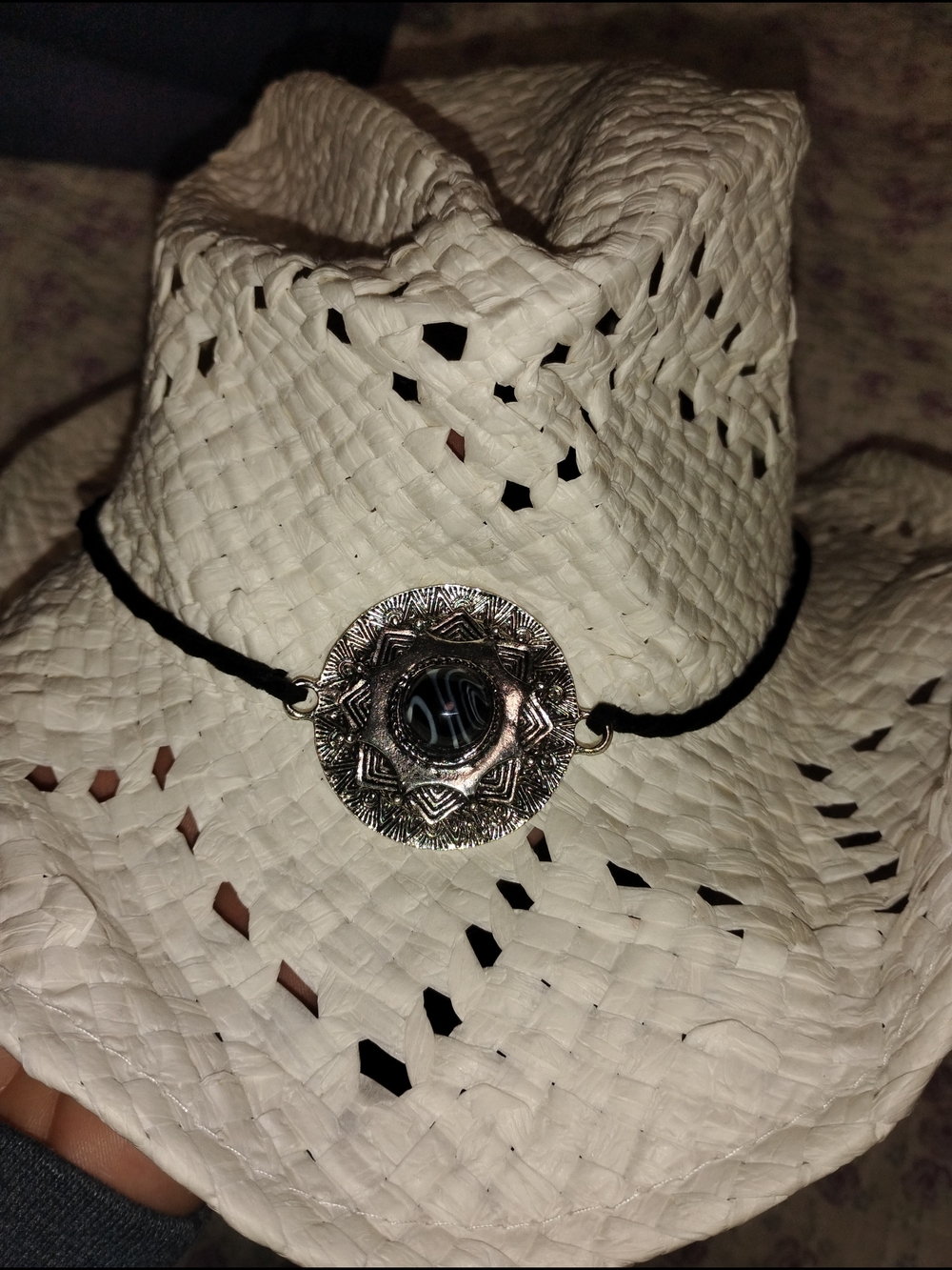 No Boundaries White Straw Western Hat with Silver Concho and Black Band